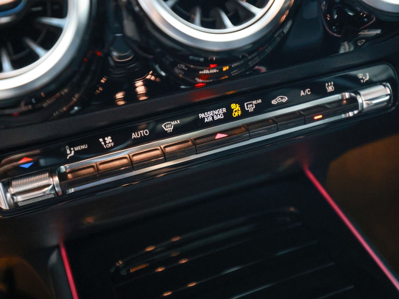 Mercedes-Benz EQA – Bild 14