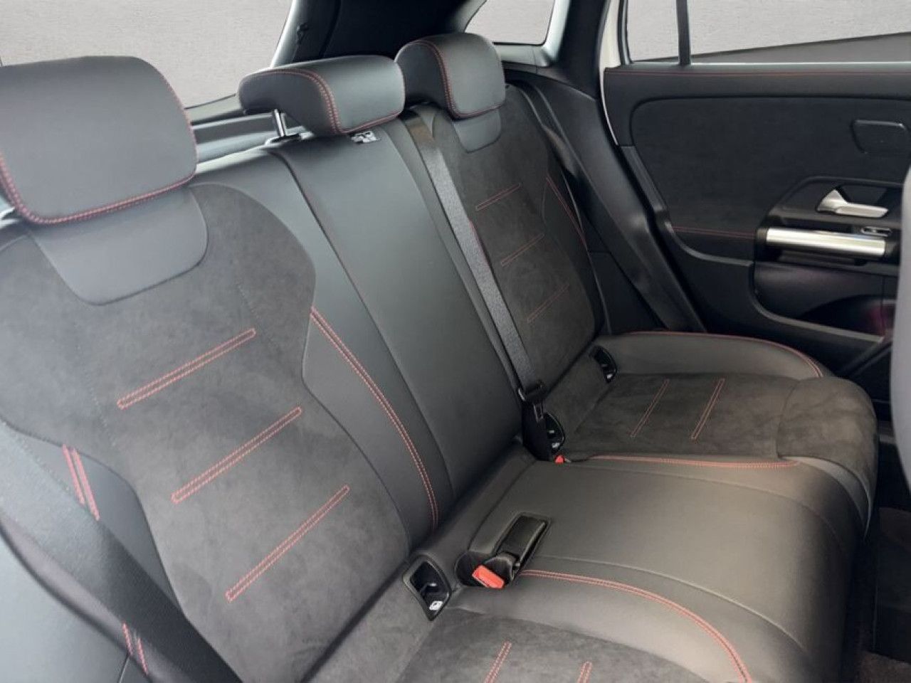 Fahrzeugbild 19 / 25