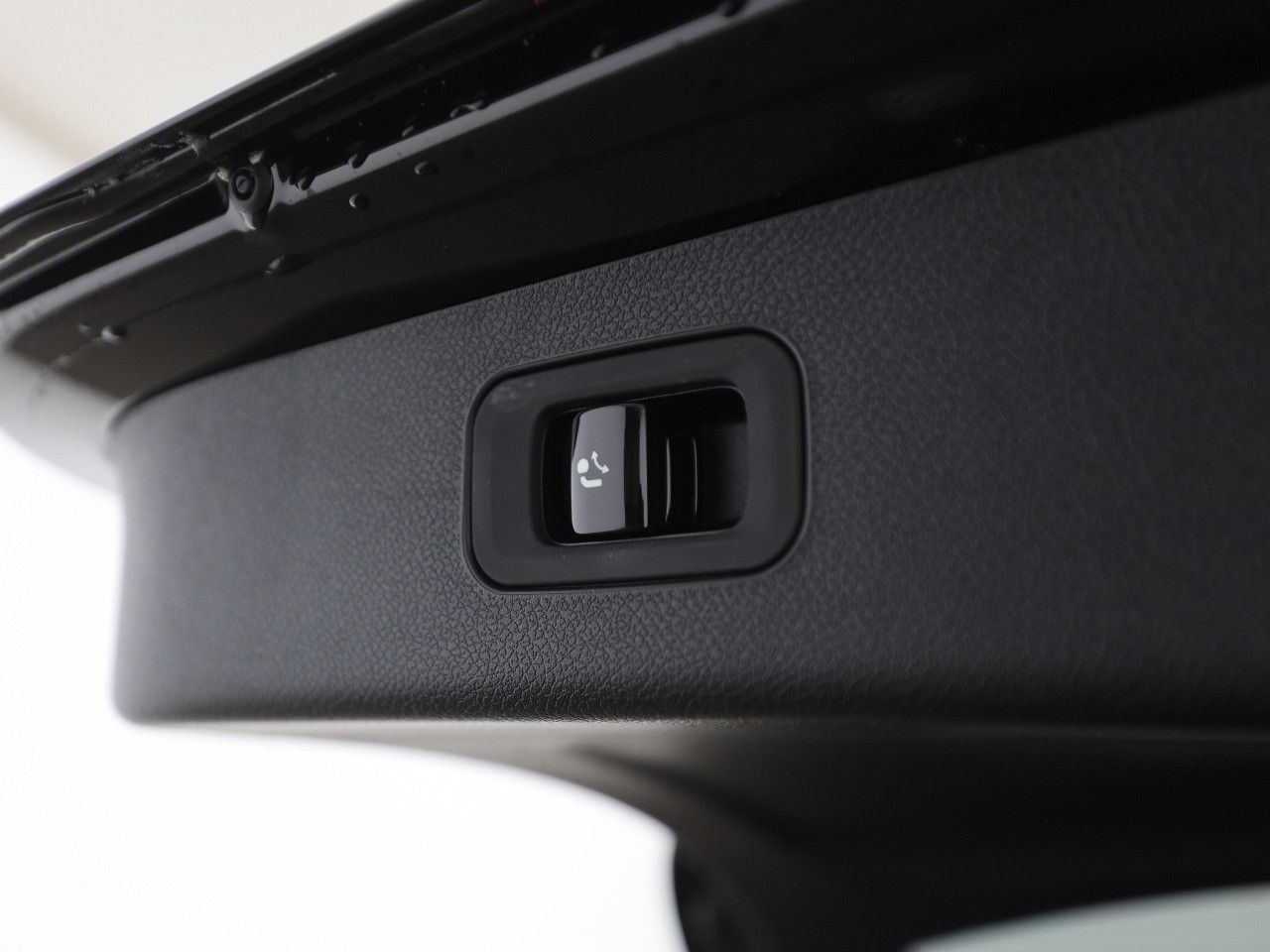 Mercedes-Benz E-Klasse – Bild 25