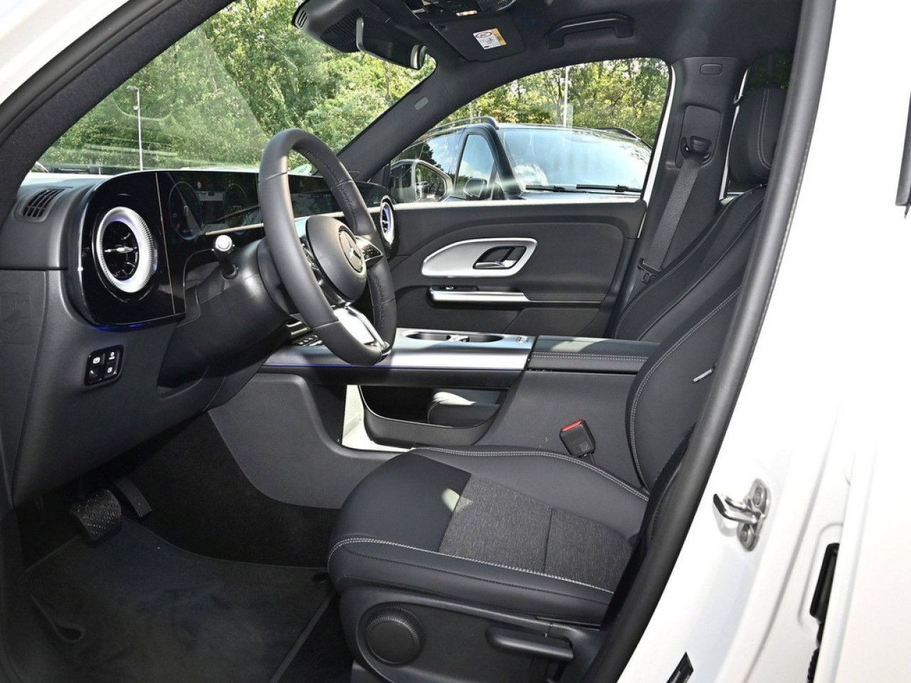 Mercedes-Benz GLB – Bild 8