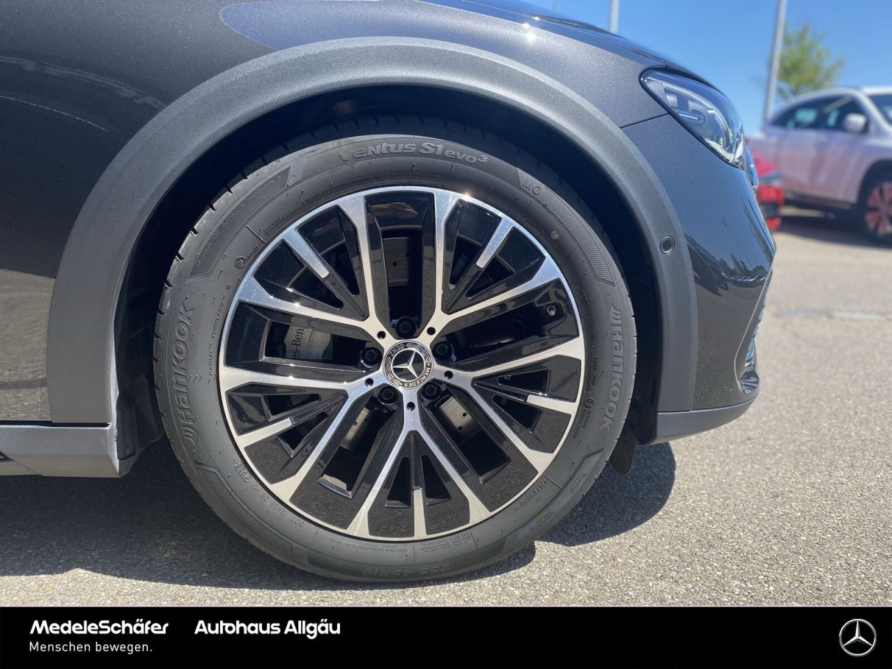 Mercedes-Benz E-Klasse – Bild 12