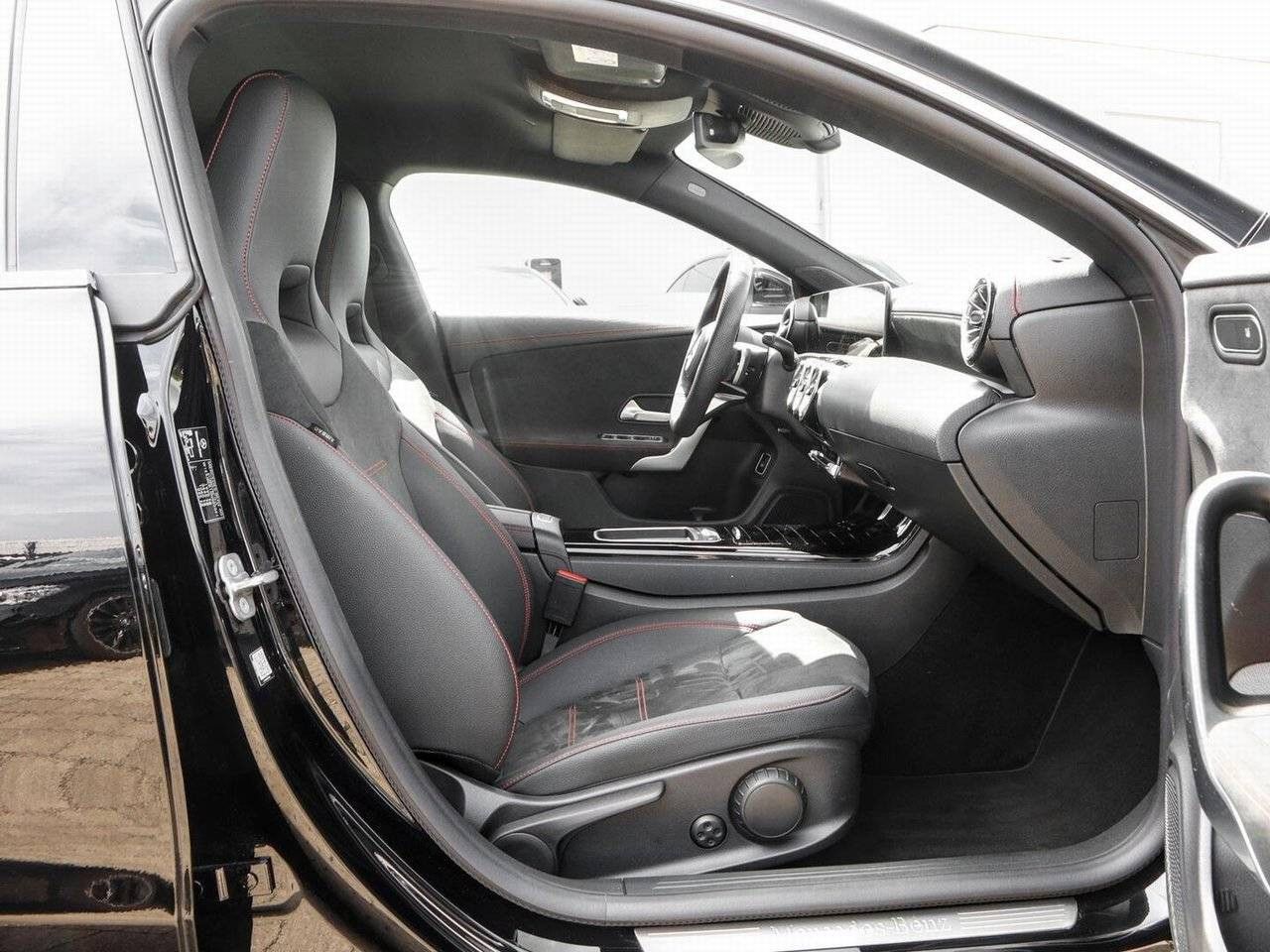 Mercedes-Benz CLA – Bild 4