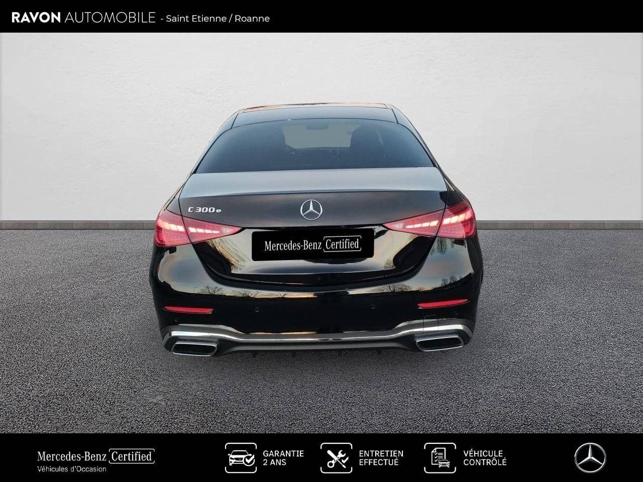 Photo du v&eacute;hicule 12 / 18