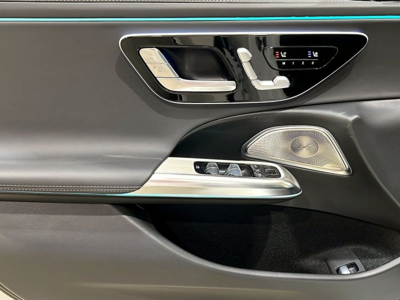 Mercedes-Benz E-Klasse – Bild 11