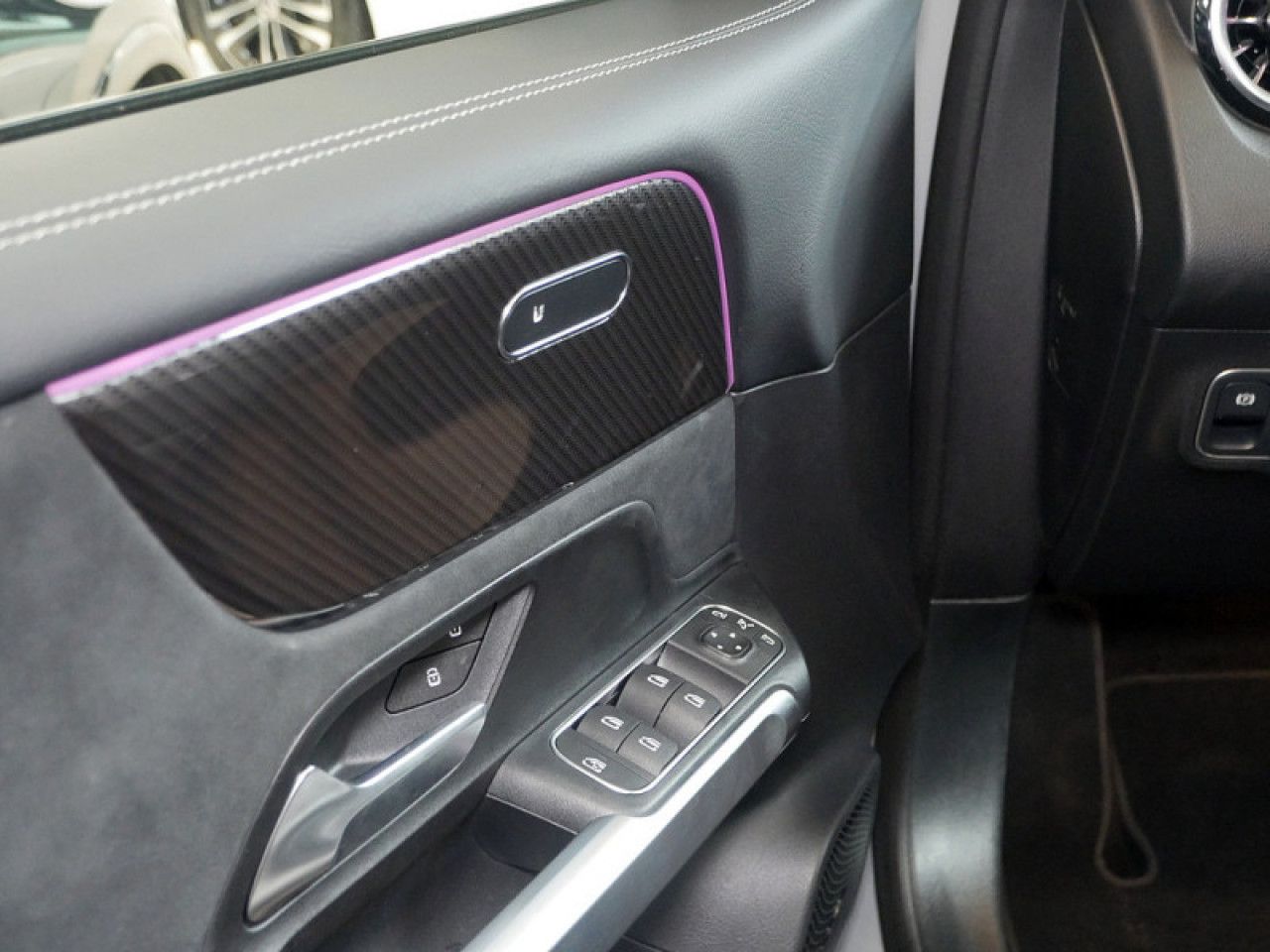 Mercedes-Benz GLB – Bild 12