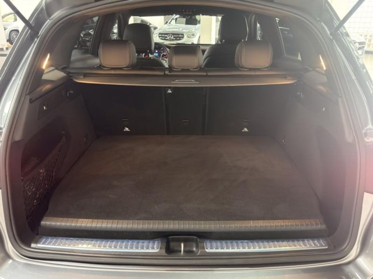 Photo du v&eacute;hicule 16 / 18