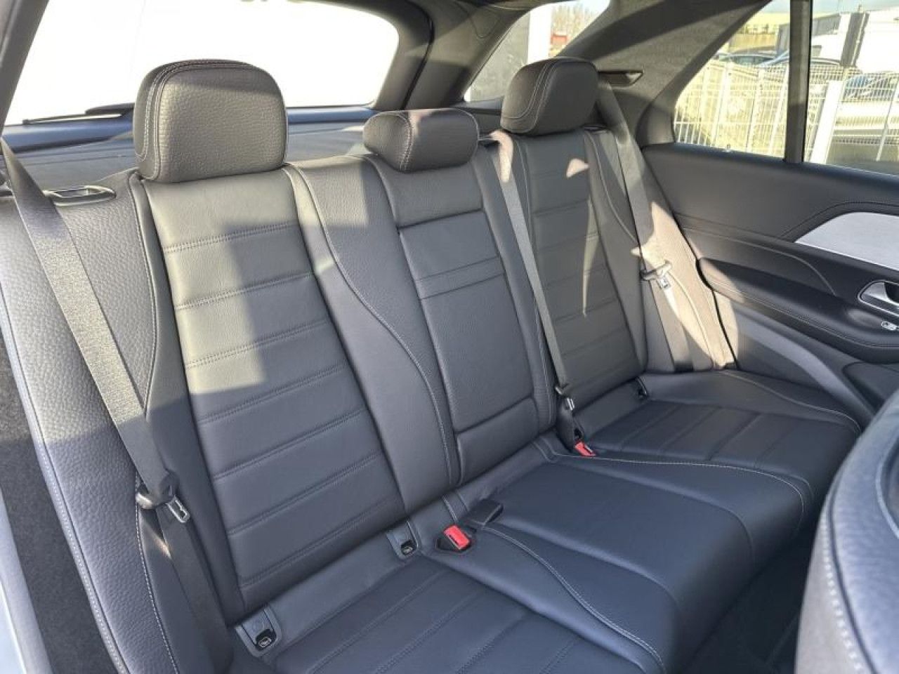 Photo du v&eacute;hicule 13 / 18