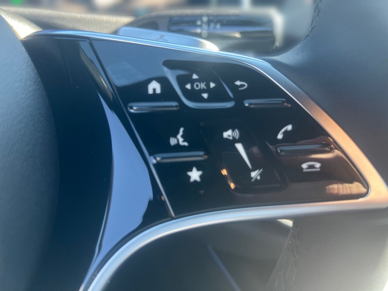 Mercedes-Benz E-Klasse – Bild 12
