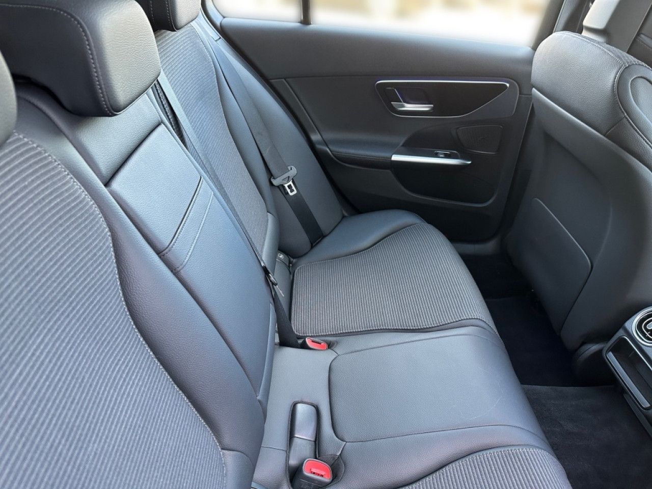 Mercedes-Benz C-Klasse – Bild 11