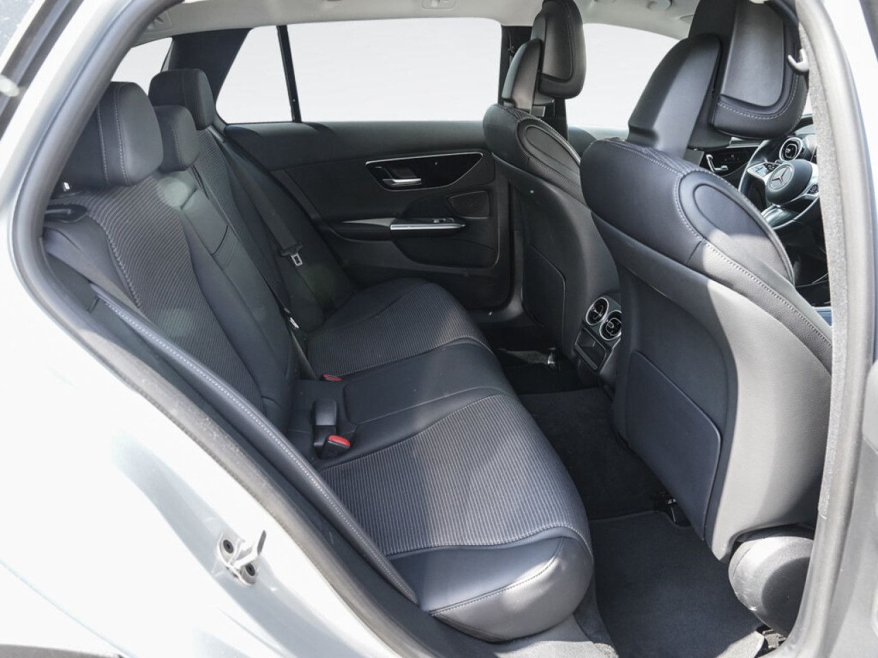 Mercedes-Benz C-Klasse – Bild 6