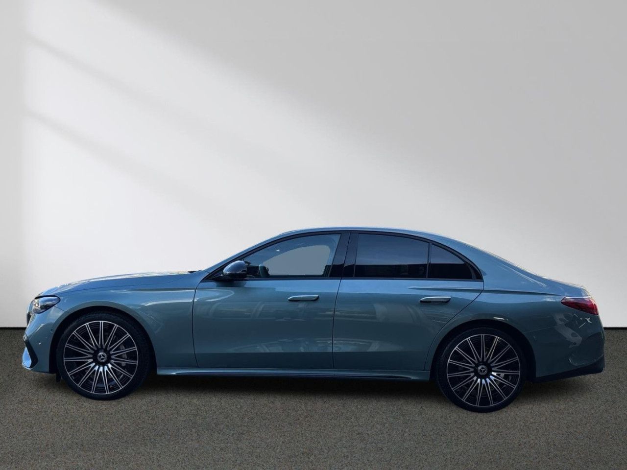 Mercedes-Benz E-Klasse – Bild 6