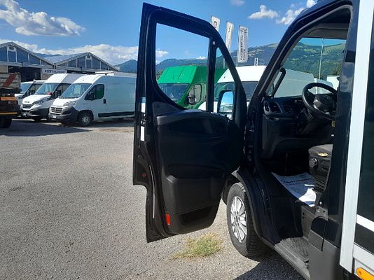 Immagine del veicolo 16 / 20