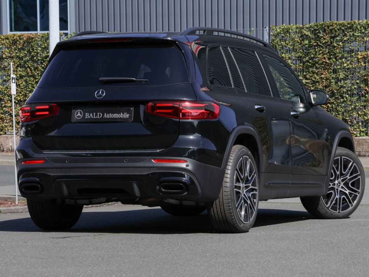 Mercedes-Benz GLB – Bild 2