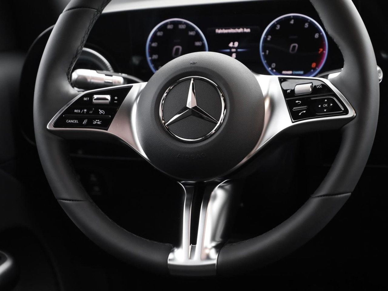 Mercedes-Benz GLB – Bild 16