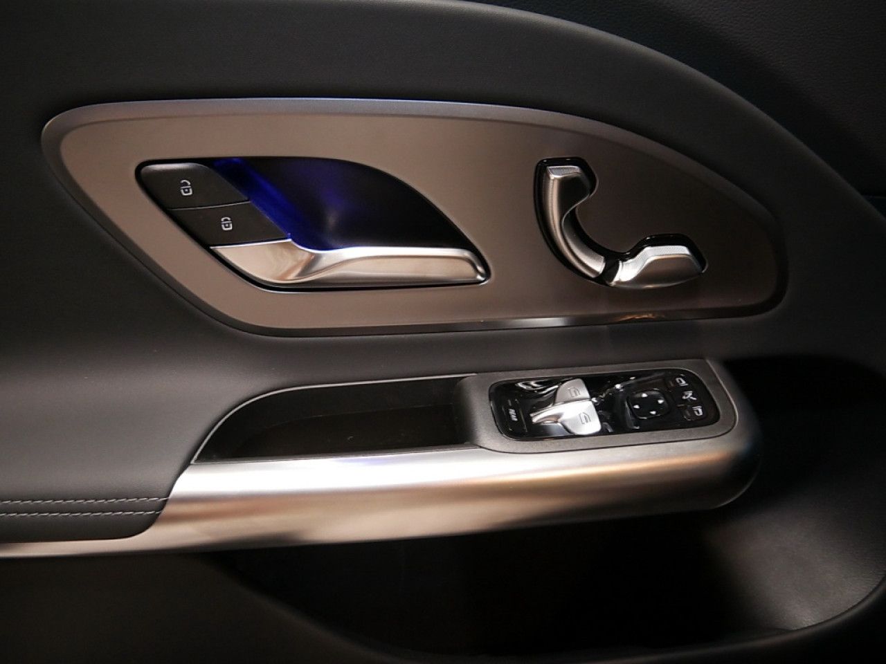 Mercedes-Benz GLB – Bild 10