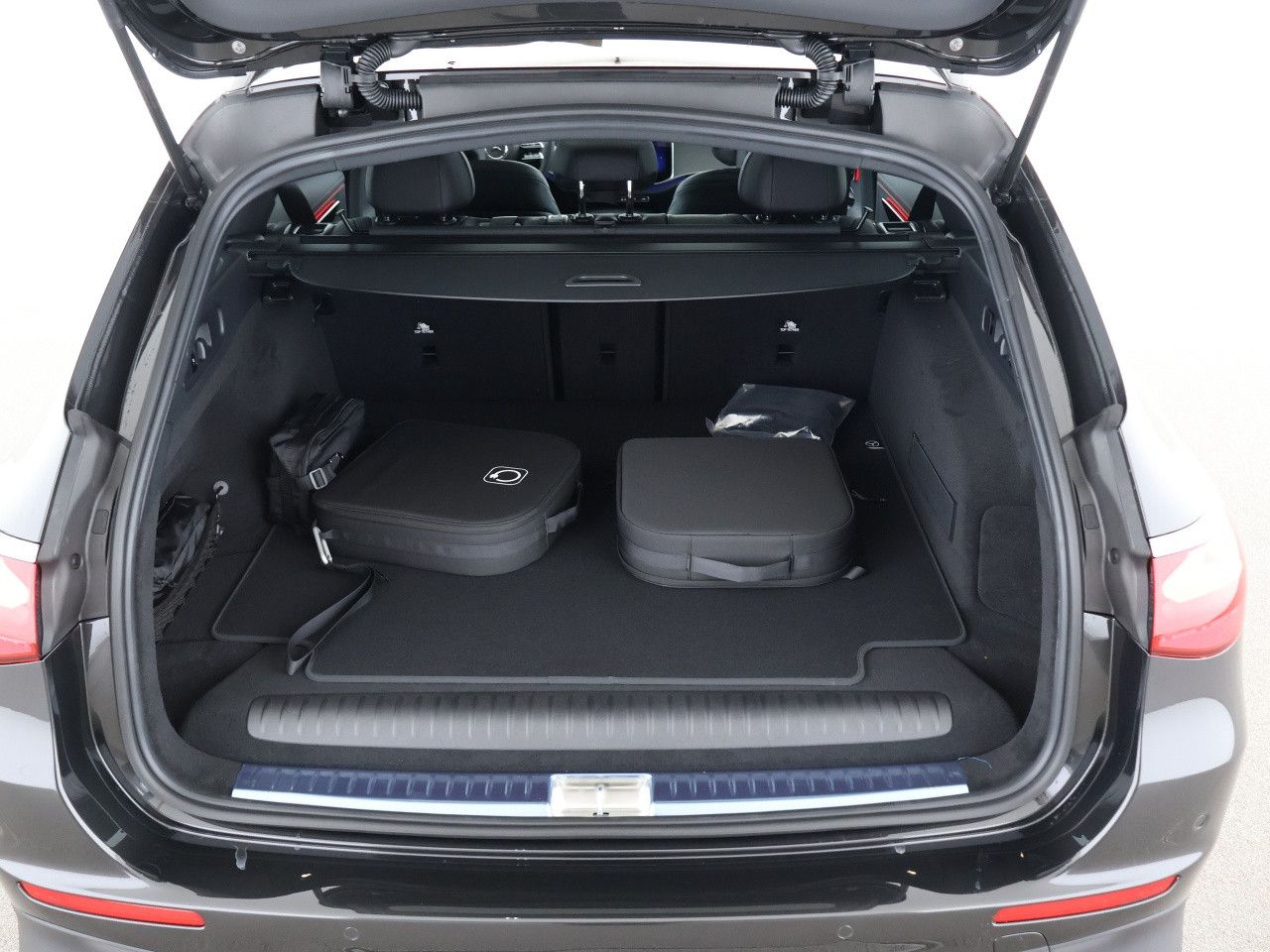 Mercedes-Benz E-Klasse – Bild 15