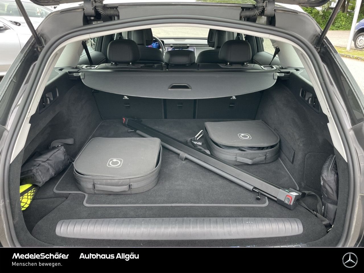 Mercedes-Benz E-Klasse – Bild 9