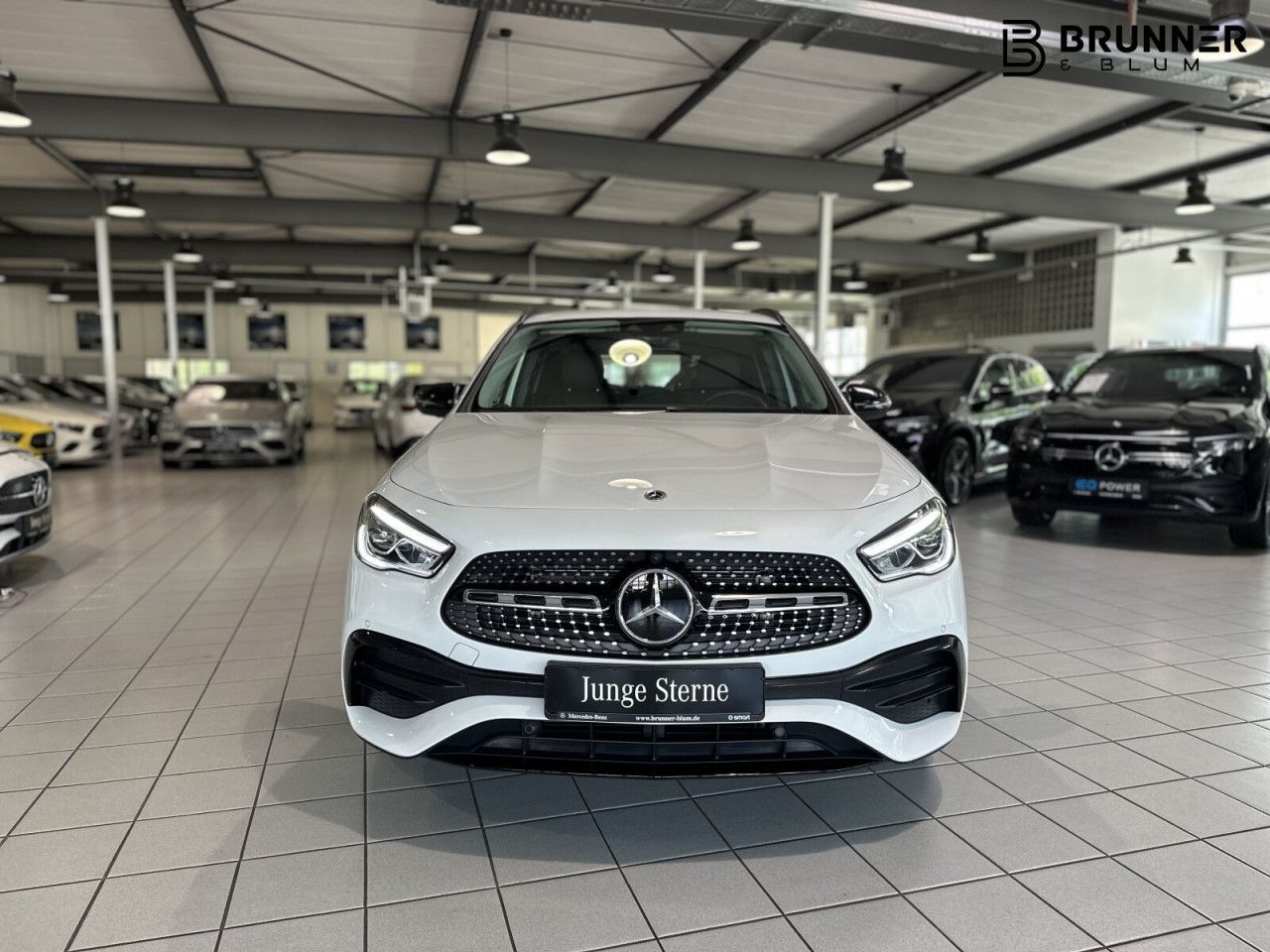 Mercedes-Benz GLA – Bild 2