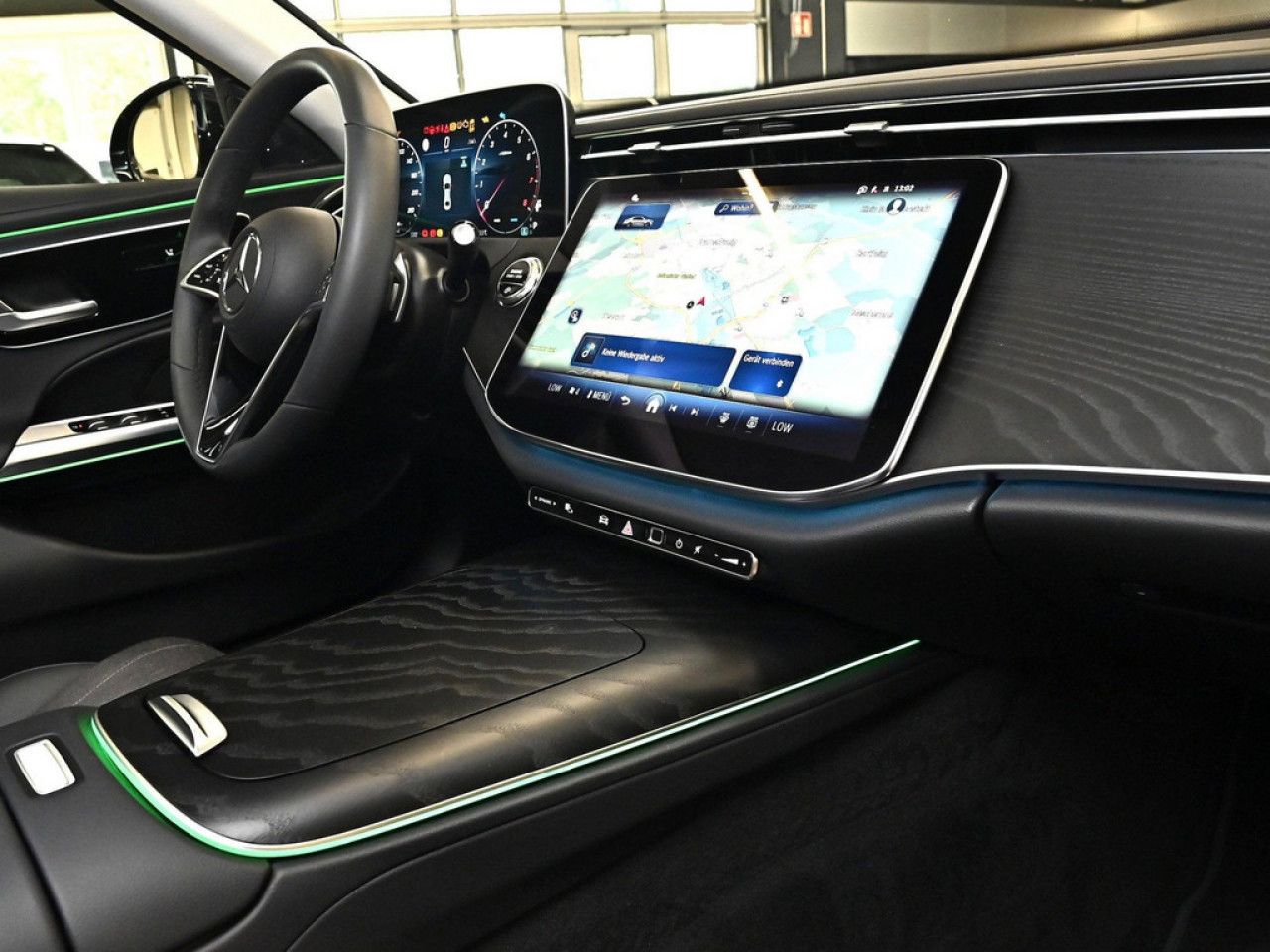 Mercedes-Benz E-Klasse – Bild 10