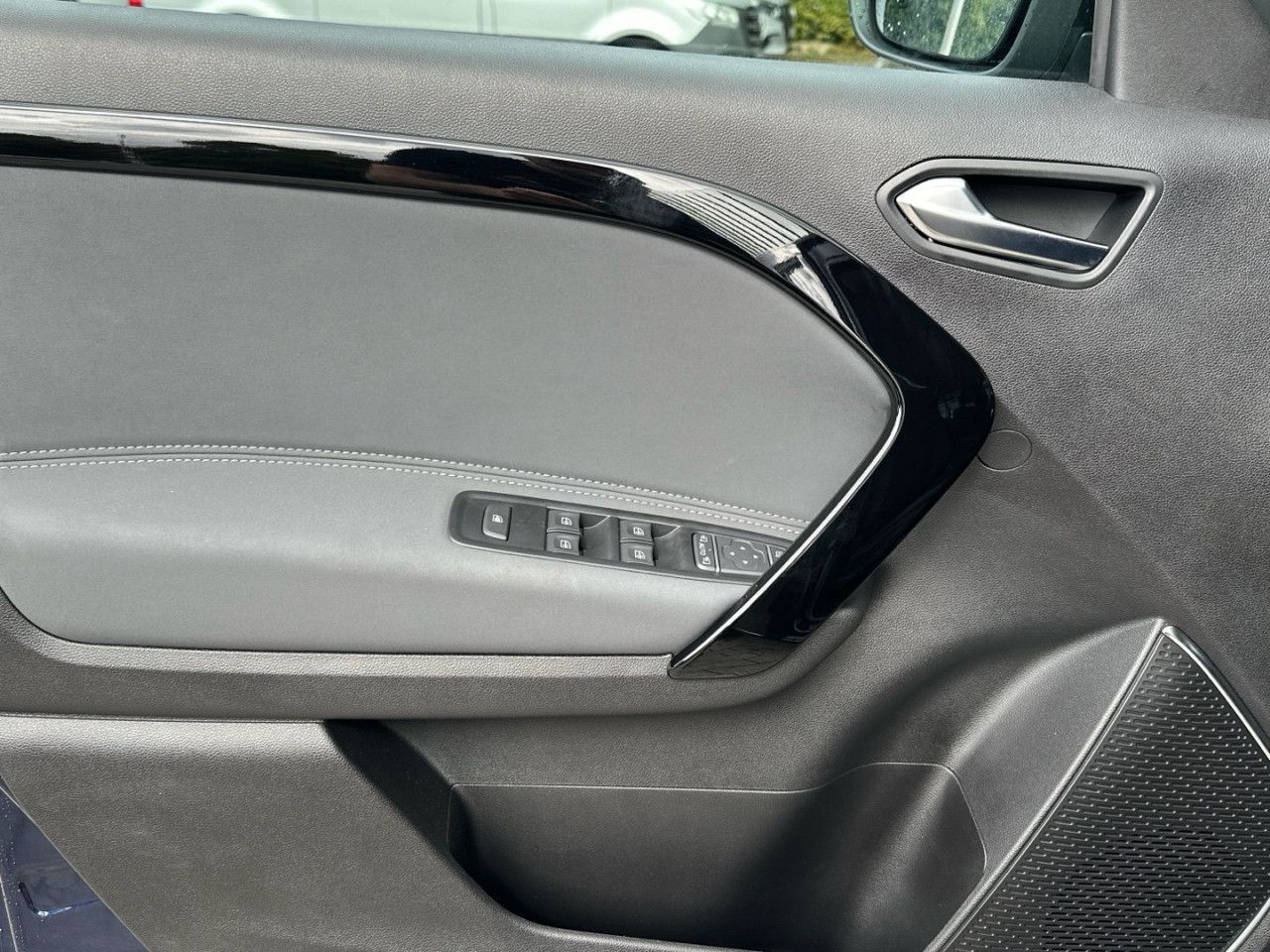 Mercedes-Benz EQT – Bild 16