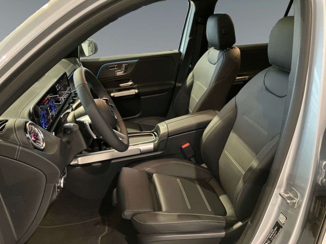 Photo du v&eacute;hicule 12 / 18