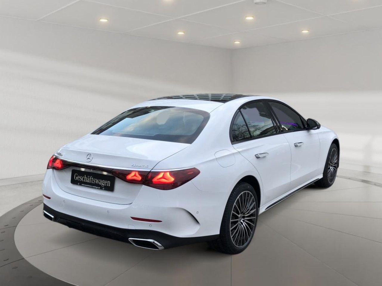 Mercedes-Benz E-Klasse – Bild 2