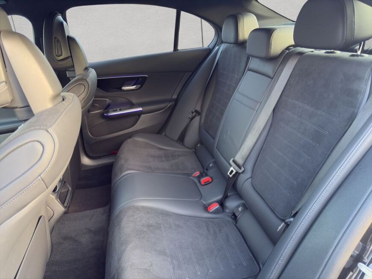 Mercedes-Benz C-Klasse – Bild 15
