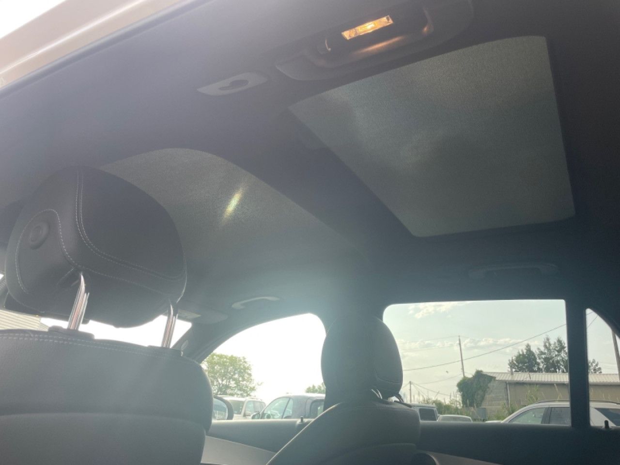 Photo du v&eacute;hicule 3 / 12