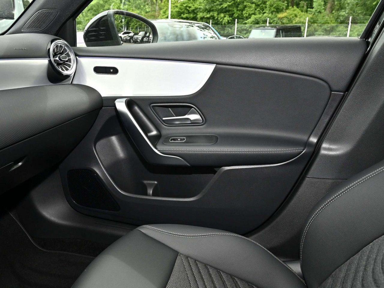Mercedes-Benz A-Klasse – Bild 13