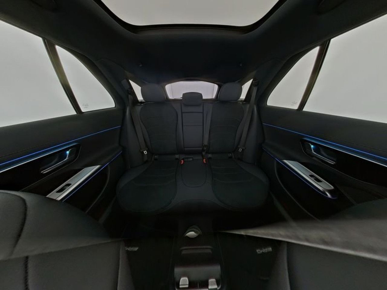 Mercedes-Benz E-Klasse – Bild 6