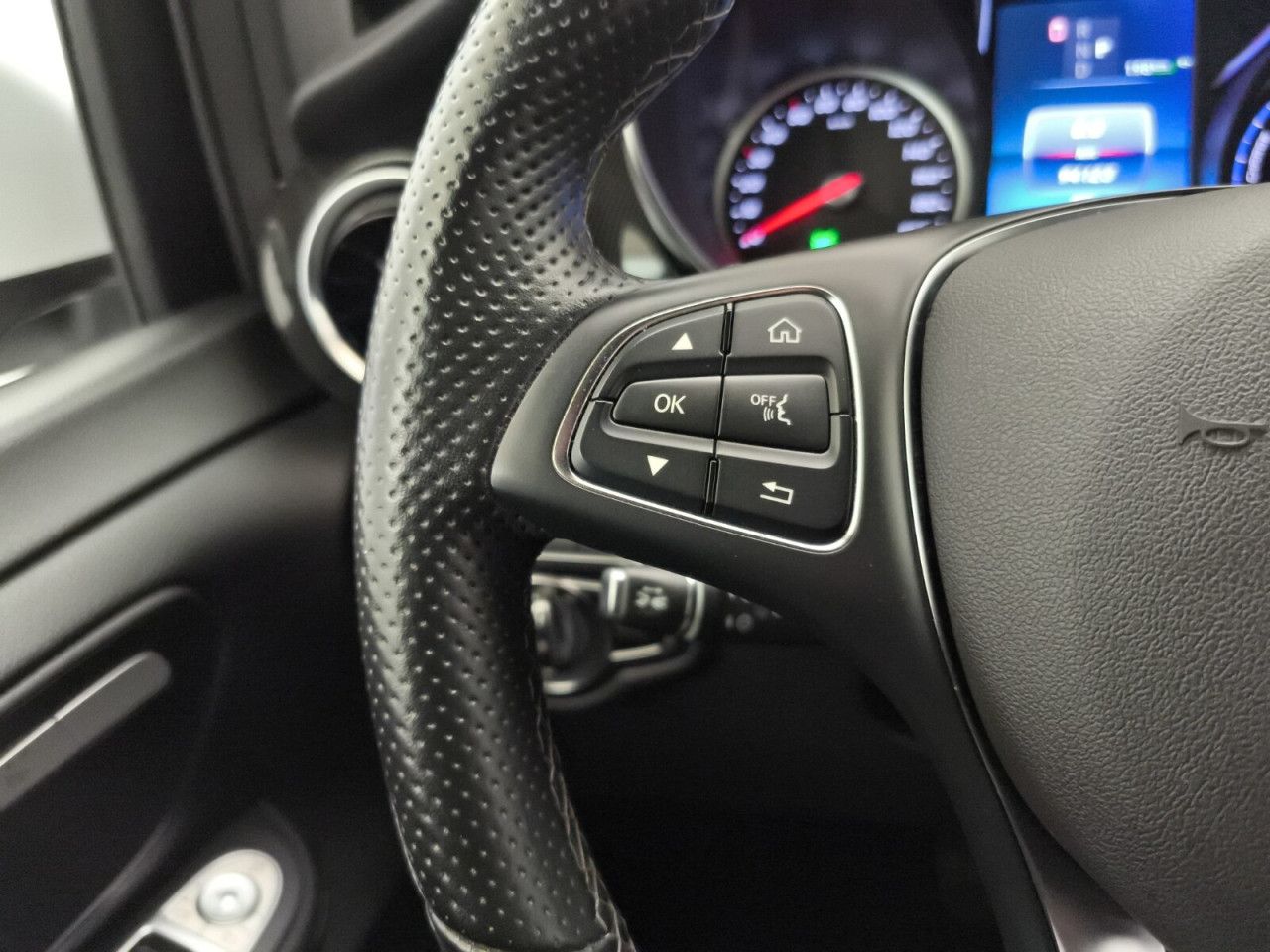 Fahrzeugbild 16 / 23