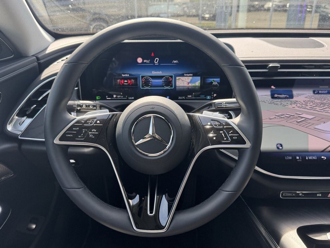 Mercedes-Benz E-Klasse – Bild 13