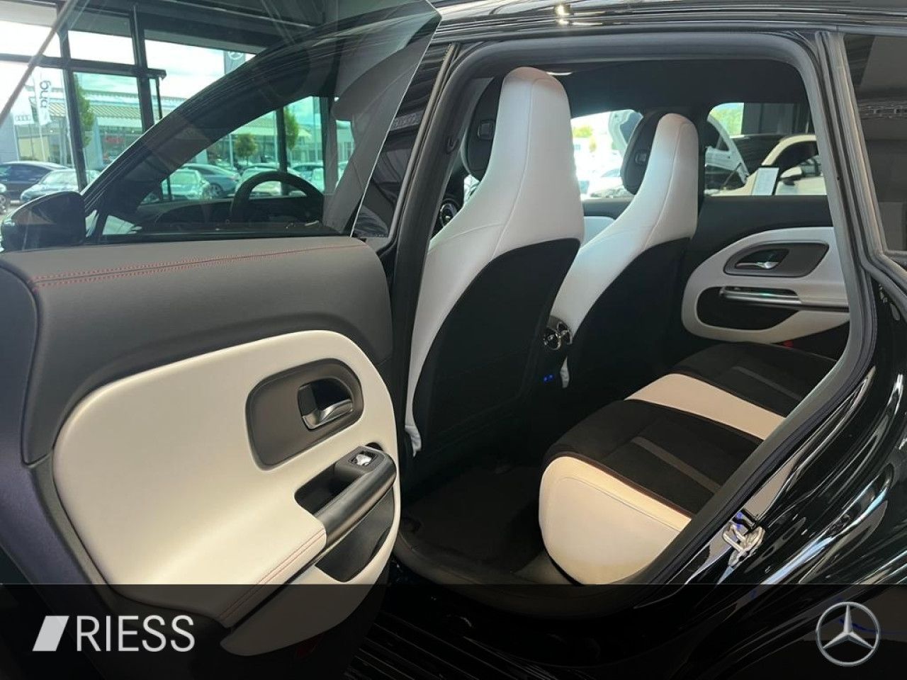 Mercedes-Benz CLA – Bild 4