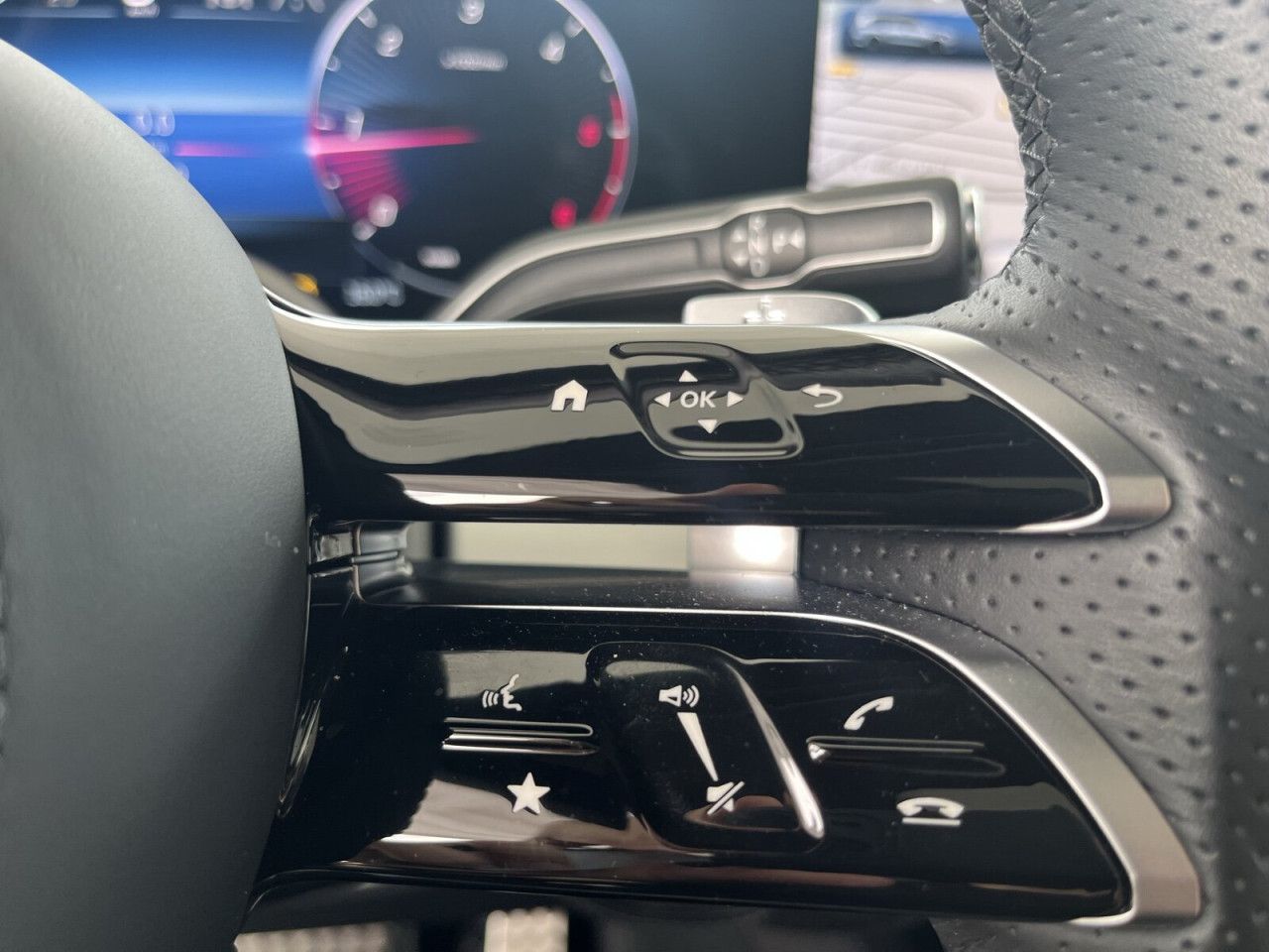 Mercedes-Benz GLS – Bild 14
