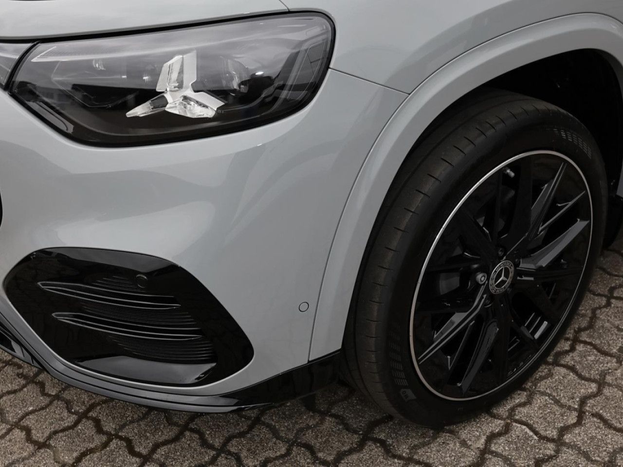 Mercedes-Benz GLB – Bild 3