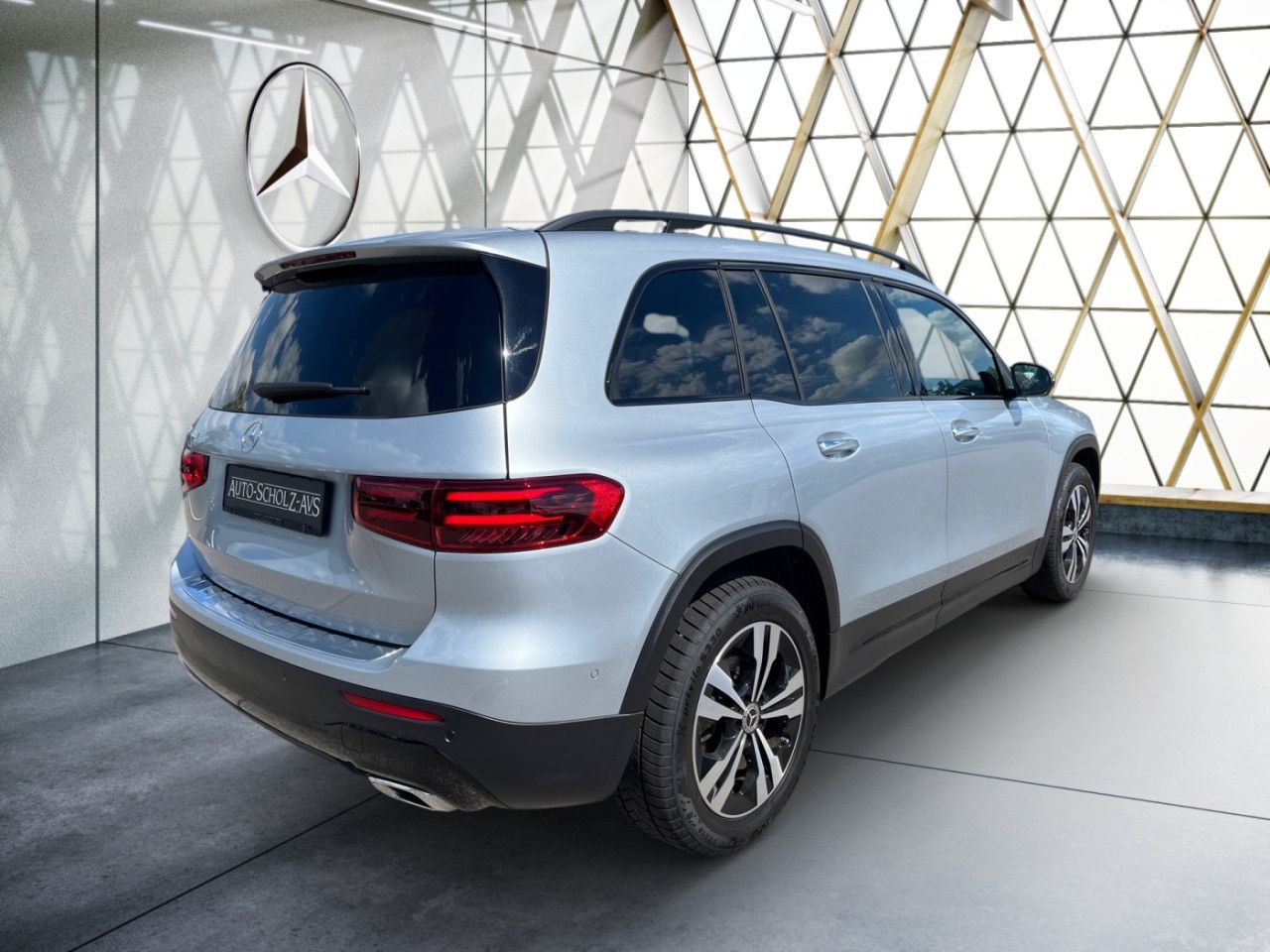 Mercedes-Benz GLB – Bild 14