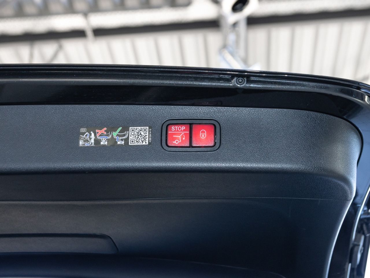 Mercedes-Benz E-Klasse – Bild 7