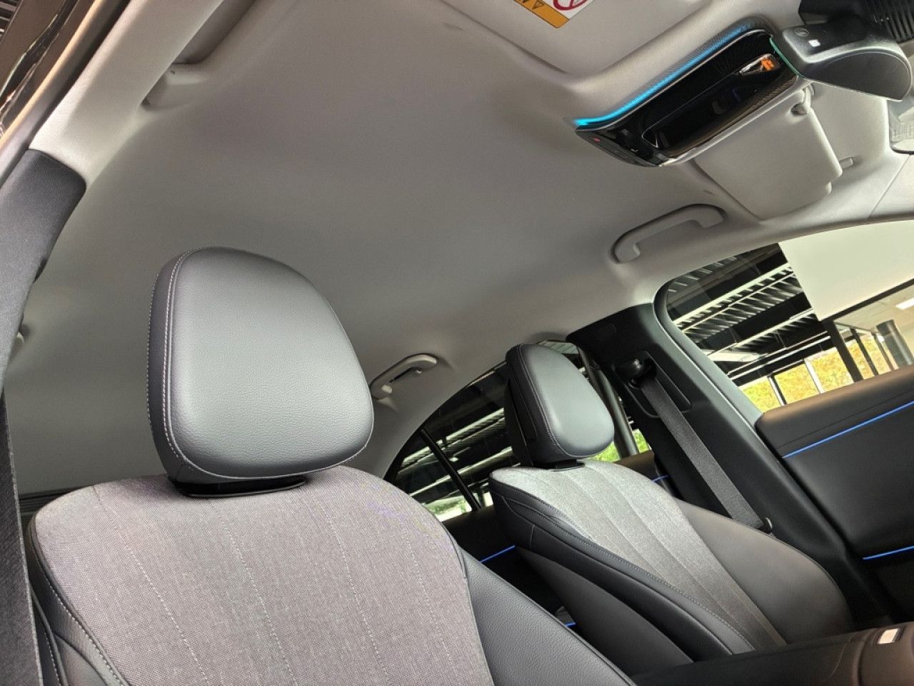 Mercedes-Benz E-Klasse – Bild 17
