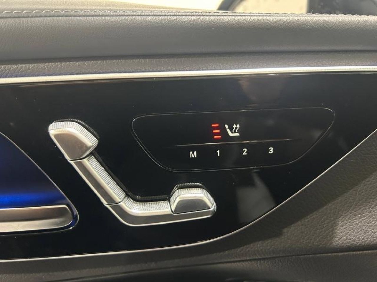 Photo du v&eacute;hicule 17 / 18