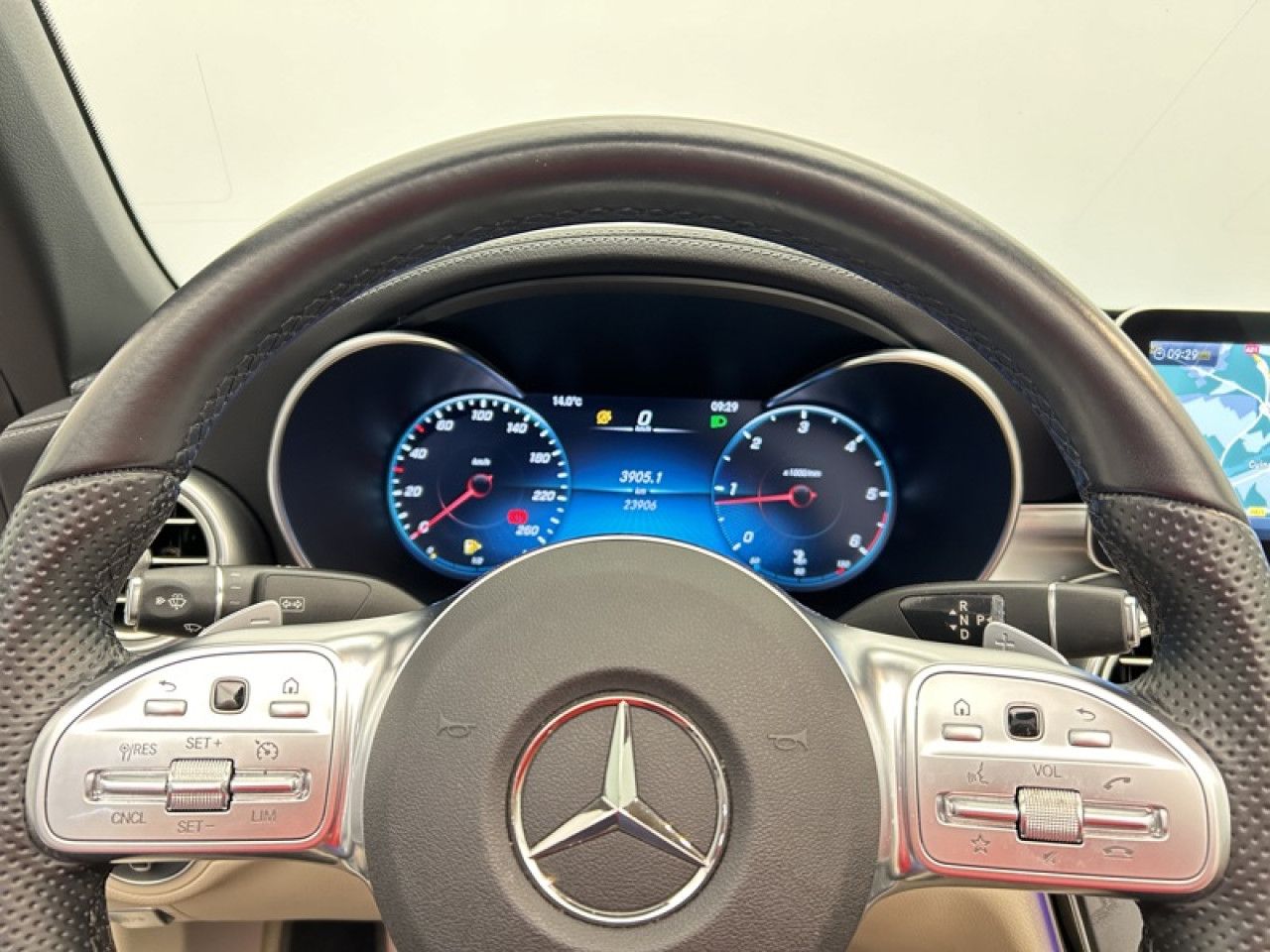 Photo du véhicule 8 / 18