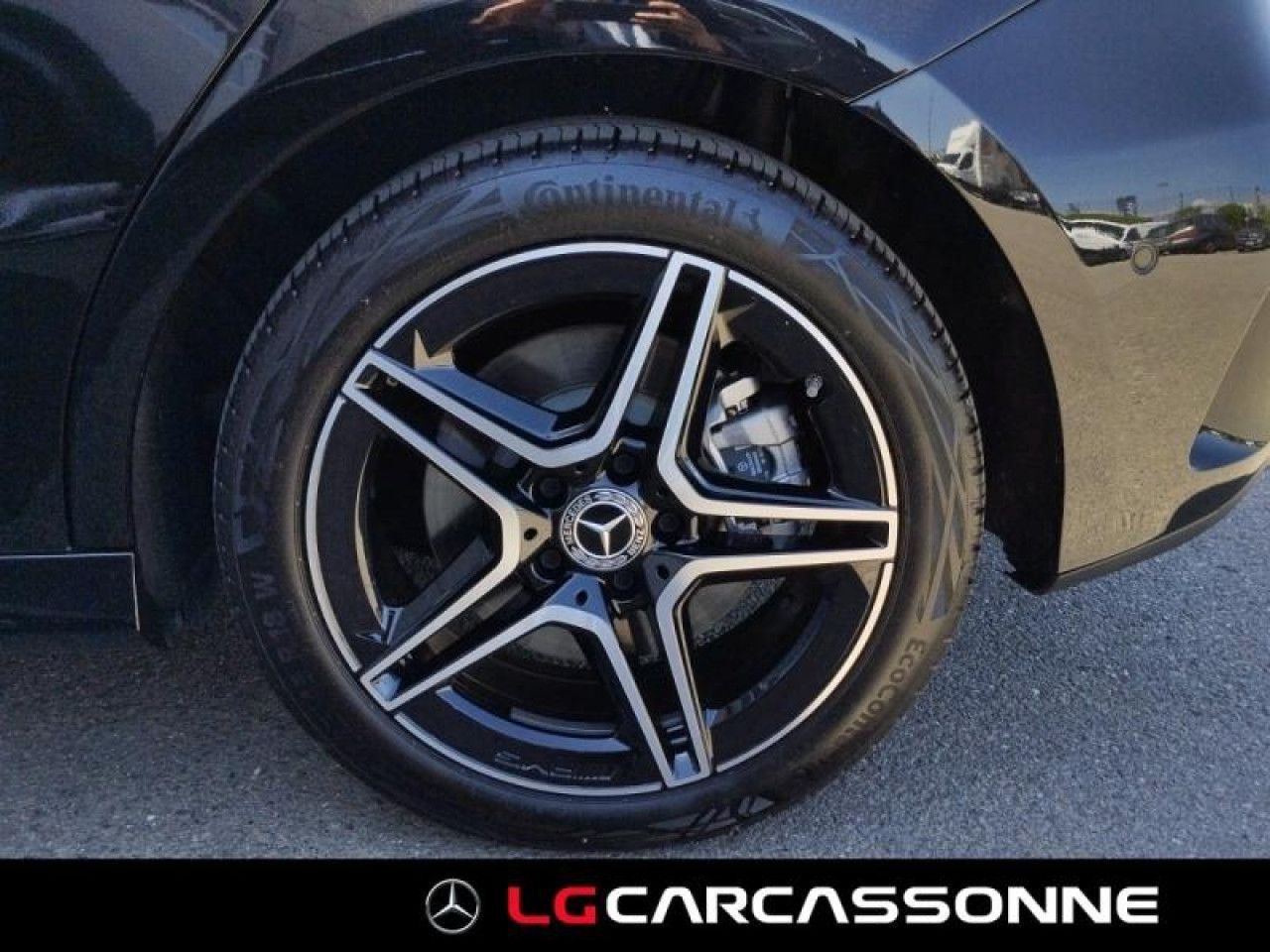 Photo du v&eacute;hicule 17 / 18