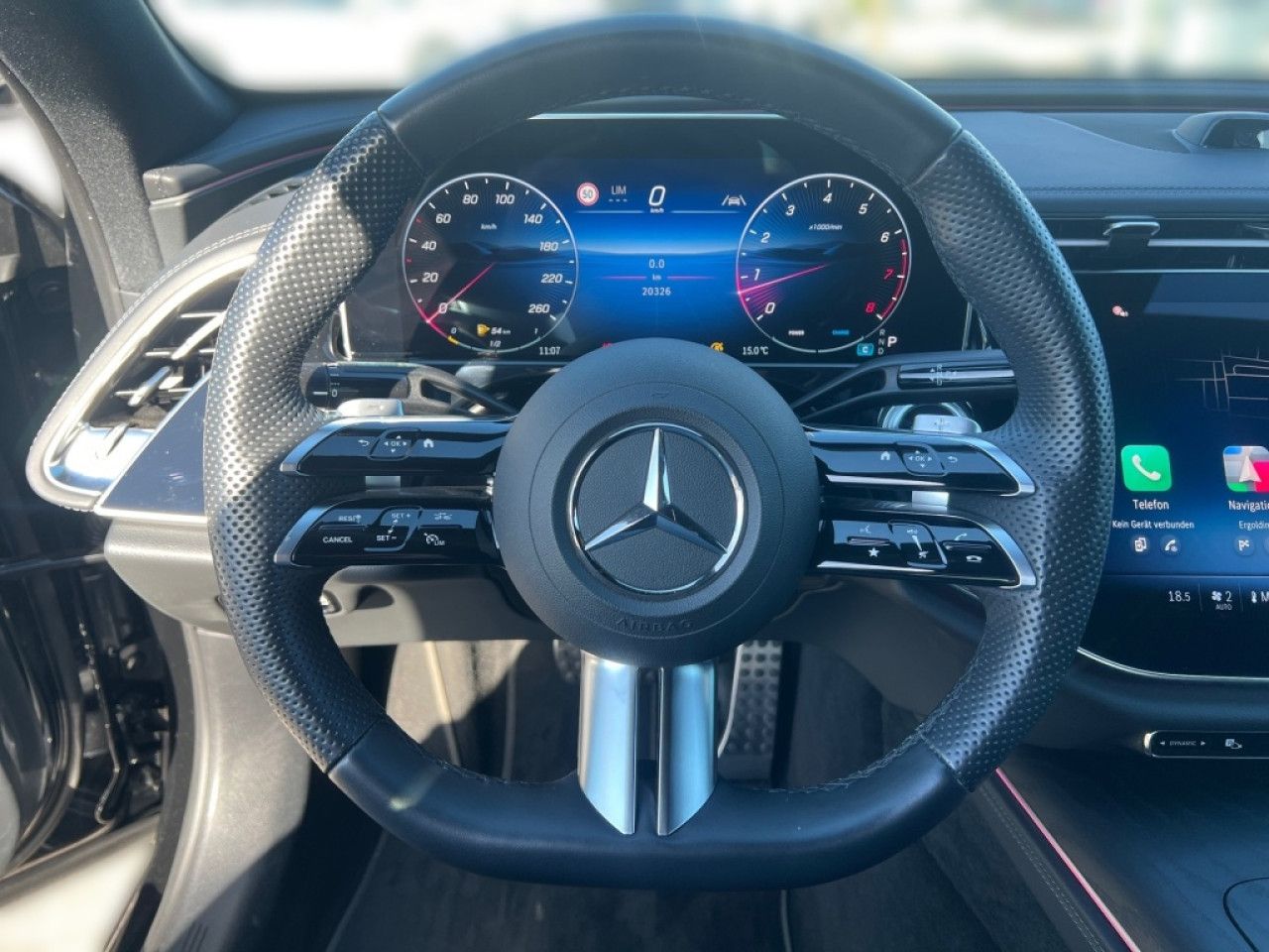 Mercedes-Benz E-Klasse – Bild 10