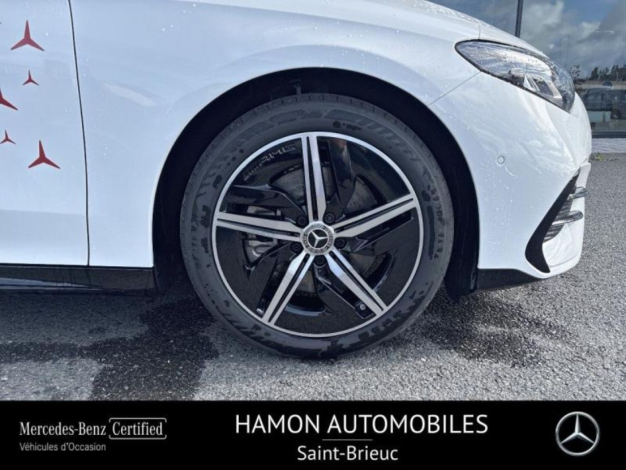 Photo du v&eacute;hicule 16 / 18