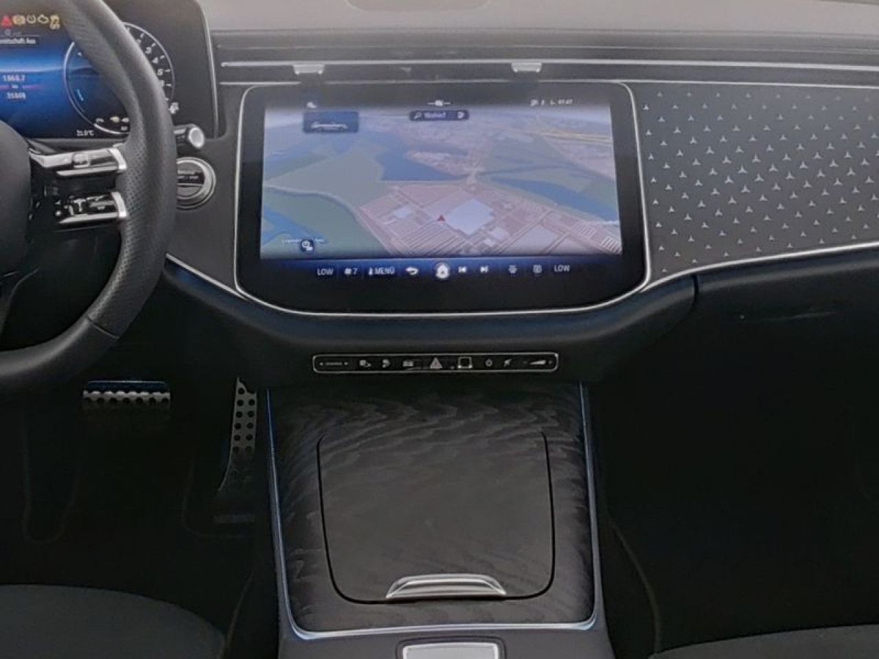 Mercedes-Benz E-Klasse – Bild 9