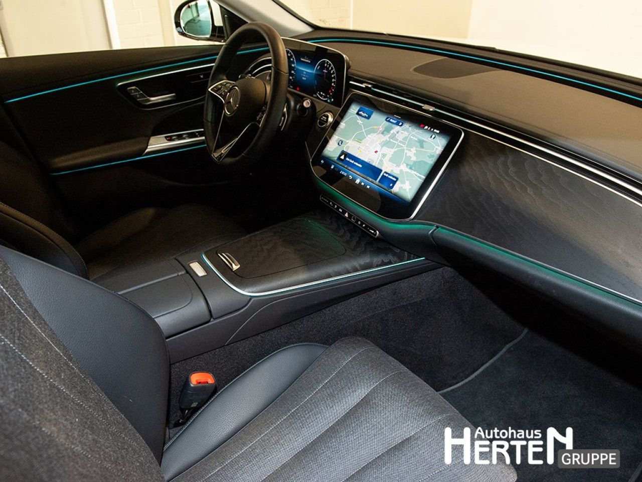 Mercedes-Benz E-Klasse – Bild 3