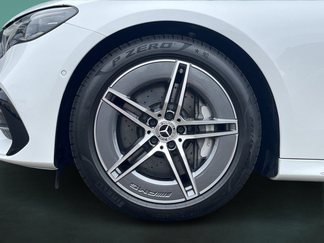 Mercedes-Benz E-Klasse – Bild 16