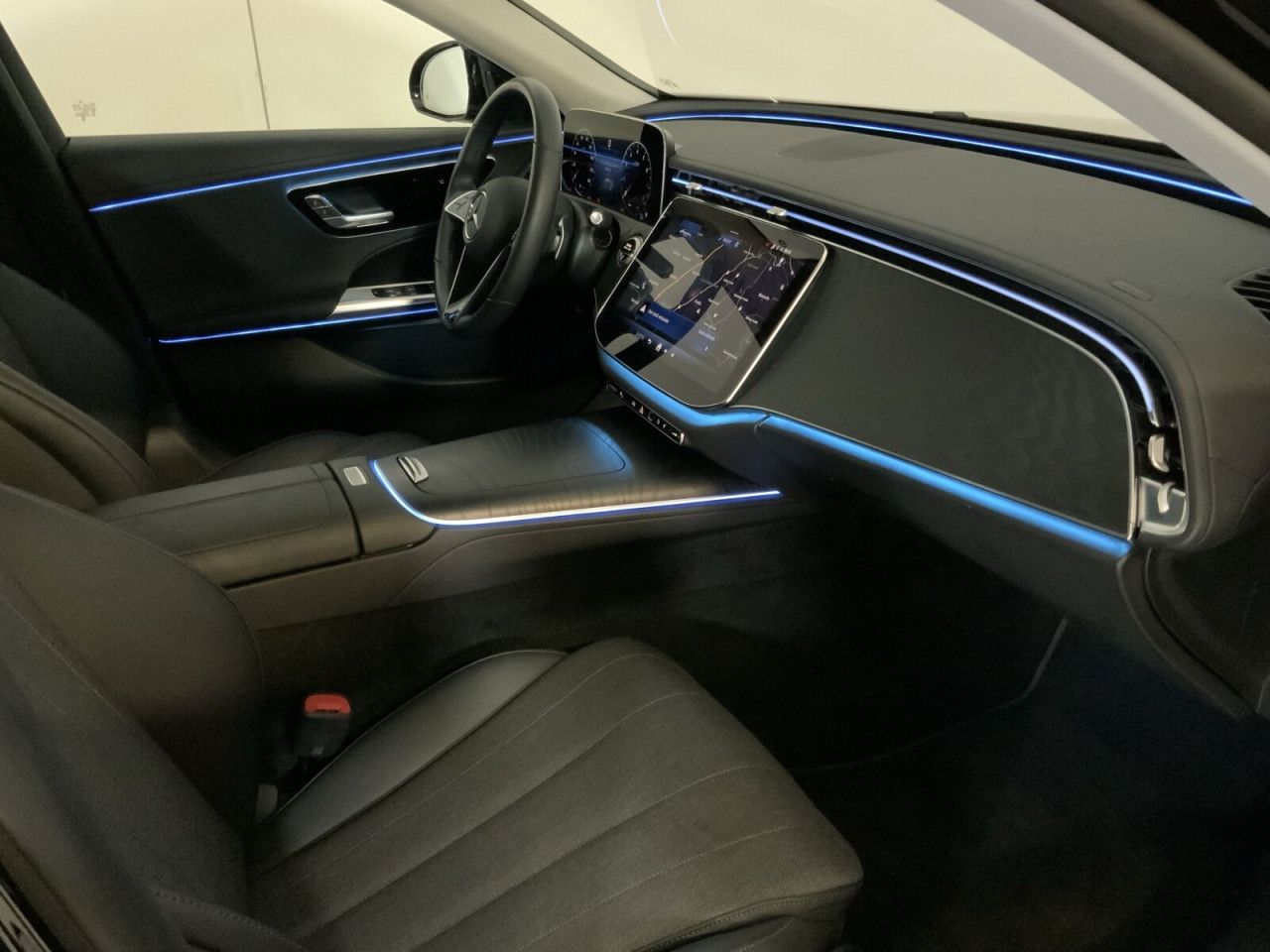 Mercedes-Benz E-Klasse – Bild 14