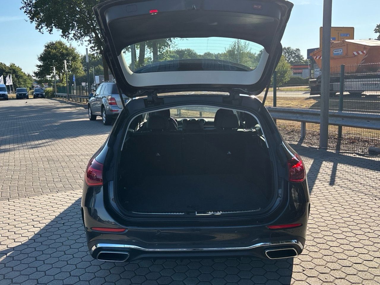 Mercedes-Benz C-Klasse – Bild 20