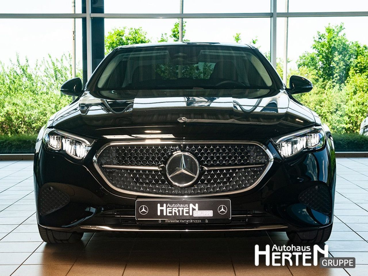 Mercedes-Benz E-Klasse – Bild 6