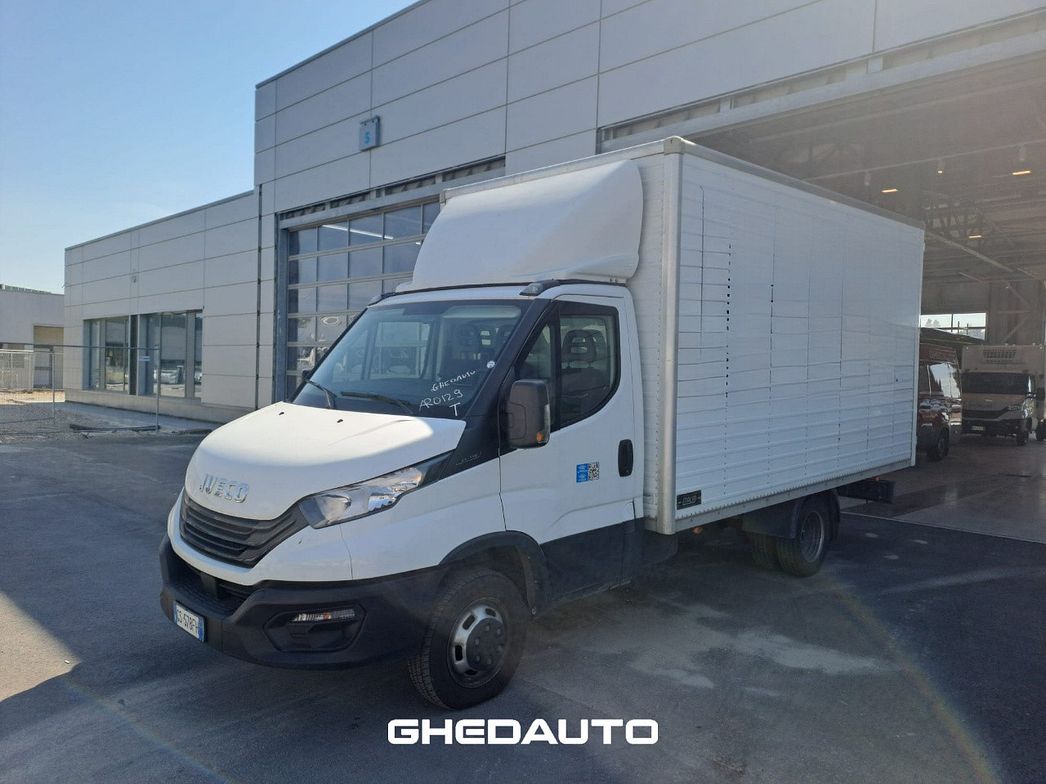 IVECO | 35C14H BOX